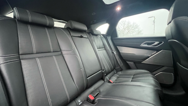 Land Rover Range Rover Velar 2.0 D200 R-Dynamic HSE 5dr Auto Diesel Estate